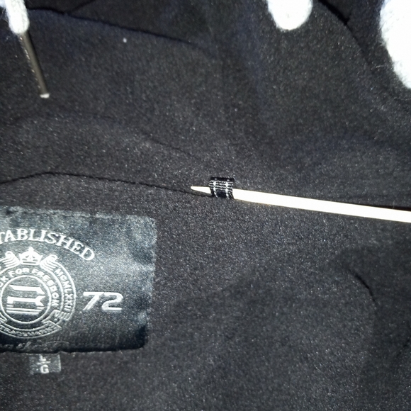 Buffalo David Bitton Lined Sweater with Hood - NWOT - Picture 12 of 13